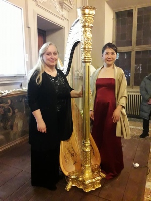 Emanuela Degli Esposti (harp) and Miho Kamiya (soprano)